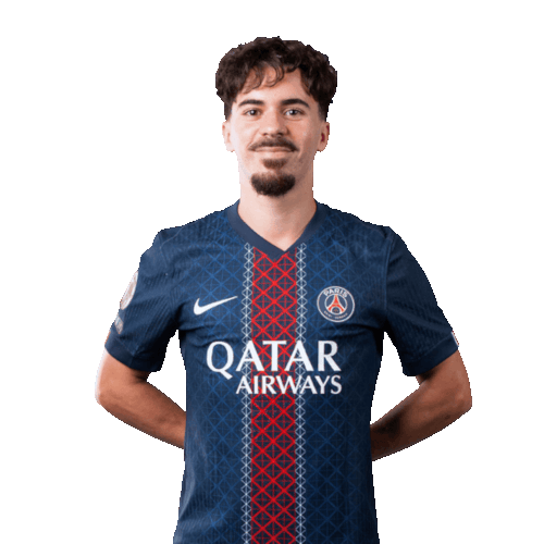 Vitinha in PSG kit
