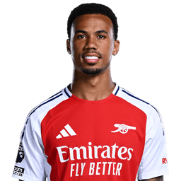 Gabriel Magalhães in an Arsenal kit