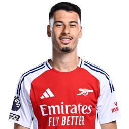 Gabriel Martinelli in an Arsenal shirt